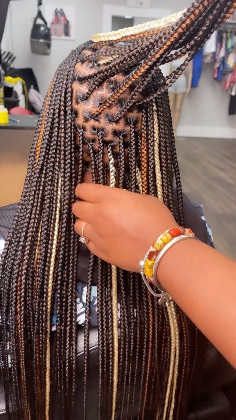 Birthday Braids, Braiding Ideas, Dread Locks, Weave Hairstyles Braided, Hair Plugs, Box Braids Hairstyles For Black Women, Cute Braided Hairstyles, Braided Cornrow Hairstyles, Braids Hairstyles Pictures