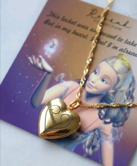 Barbie Nutcracker Necklace, Gold Princess Jewelry, Locket Necklace Aesthetic, Locker Necklace, Sugarplum Princess, Clara Nutcracker, Disney Princess Necklace, Perfume Cream, Barbie Necklace