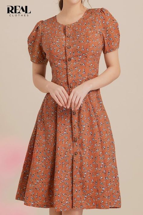 A Line Frocks, Cotton Frock Designs For Women, Frock Designs For Women, A Line Skirt Outfits, Dress Pesta, Casual Frocks, Girls Dress Sewing Patterns, Anarkali Dress Pattern, Girl Dress Pattern