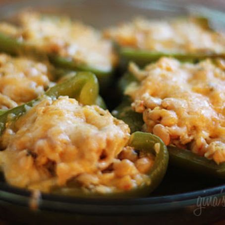 Chicken and White Bean Stuffed Peppers | Skinnytaste.com Bean Stuffed Peppers, Iodine Free Diet, Smartpoints Recipes, Low Iodine Diet, Crunchwrap Supreme, Cuban Food, Chicken Stuffed, Diner Recept, Skinnytaste Recipes