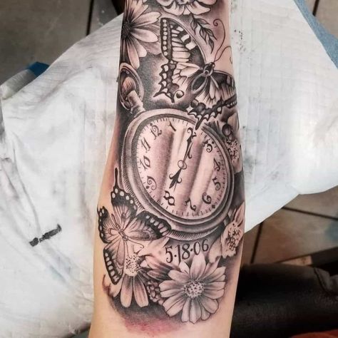 Butterfly, flower and clock tattoo Clock Rose Tattoo, Clock Face Tattoo, Tattoo Pieces, Butterfly Clock, Clock Tattoos, Memorial Tattoo Designs, Tattoo Website, Ball Tattoo, Ankle Tattoos For Women