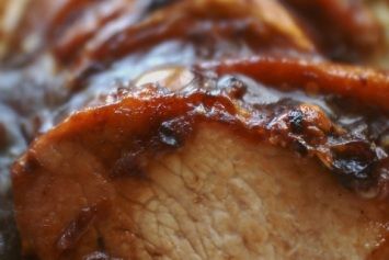 Barbecue Pork Loin, Pork Loin Oven, Bbq Pork Loin, Colorful Dinner, Bbq Pork Tenderloin, Pork Loin Recipe, Bbq Pork Recipes, Roast Meat, Recipe Pork