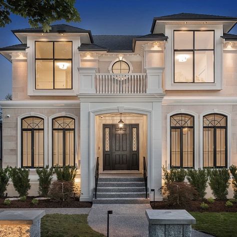 elegant home by Wallmark Custom Homes (IG: @inspire_me_home_décor) French Country Exterior, Rustic Exterior, Classic House Exterior, Classic House Design, Casa Country, House Outside Design, House Exteriors, House Front Design, Custom Built Homes