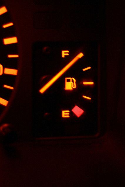 DSP: Gas Gauge, All Full Up by comedy_nose, via Flickr Full Gas Tank, Full Tank Of Gas, Gas Gauge, Driver Safety, Kitchen Roll, Project 365, Gas Tank, Gas Tanks, Kiosk