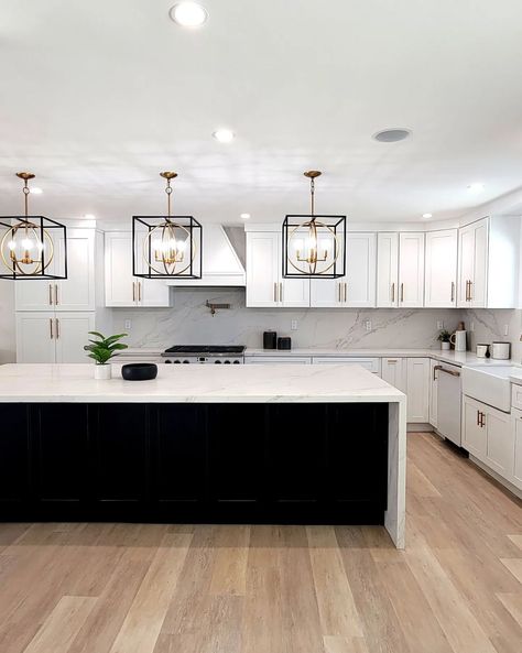 Kitchen Remodel Design, New House - Kitchen, Classic Kitchen, Kitchen Farmhouse, Smart Kitchen, White Modern Kitchen, Kitchen Inspiration Design, Black Kitchens, Luxury Kitchen