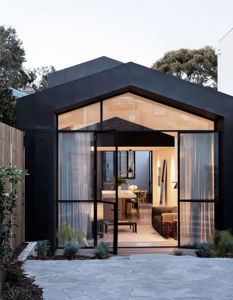 A Boldly Re-imagined Victorian Worker's Cottage Rory Gardiner, Port Melbourne, Architecture House Design, Luxury Exterior, Interior Design Website, Melbourne House, Victorian Cottage, Modern Architecture House, Interior Architect