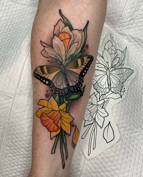 11+ Butterfly Tattoo With Flowers Ideas That Will Blow Your Mind! - alexie Butterfly Tattoo With Flowers, Traditional Butterfly Tattoo, Chameleon Tattoo, Nature Tattoo Ideas, Tattoo With Flowers, Timeless Tattoo, Dandelion Tattoo, Nature Tattoo, Butterfly Tattoos