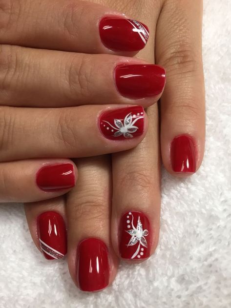 Christmas Manicure, Tropical Nails, Polish Nails, Moon Nails, Nails Design With Rhinestones, Coffin Shape, Christmas Nail Art Designs, Red Nail Designs, Super Nails