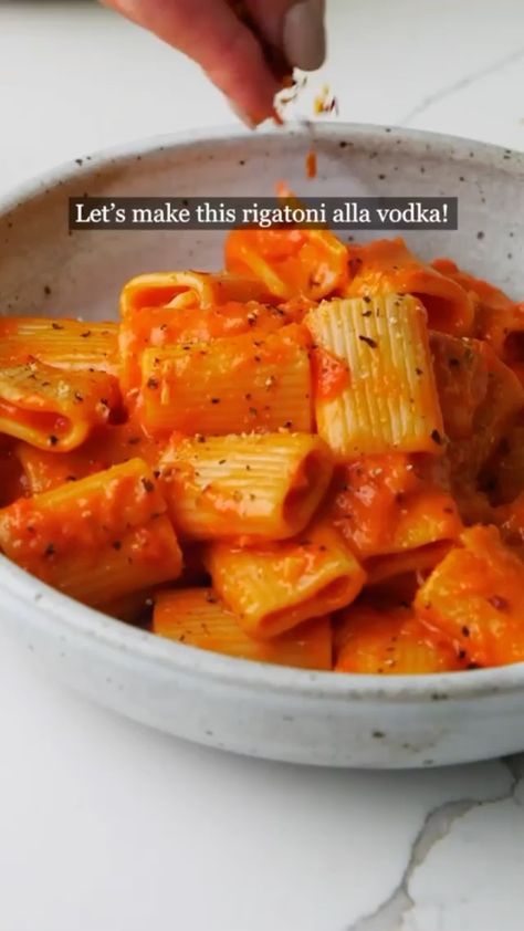 How To Make A Pasta, How To Make Easy Pasta, How To Make Healthy Pasta, How Make Pasta, How To Make Pasta Recipes, Quick Simple Pasta, How To Make Pasta, Vegan Rigatoni, Simple Pasta Dishes