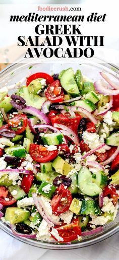 Healthy Greek Salad, Mediterranean Recipes Healthy, Mediterranean Diet Recipes Dinners, Greek Salad Dressing, Mediterranean Diet Meal Plan, Salad With Avocado, Vegetarian Salad Recipes, Easy Mediterranean Diet Recipes, Mediterranean Diet Plan