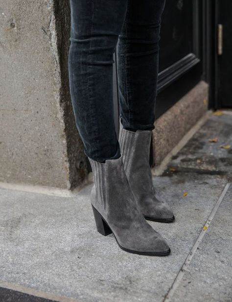 THE GREY BOOTS YOU NEED Grey Ankle Boots Outfit Winter, Gray Boots Outfit Ankle, Grey Suede Boots Outfit, Lace Up Ankle Boots Outfit, Grey Ankle Boots Outfit, Suede Booties Outfit, Grey Boots Outfit, Ankle Boots Outfit Winter, Suede Boots Outfit