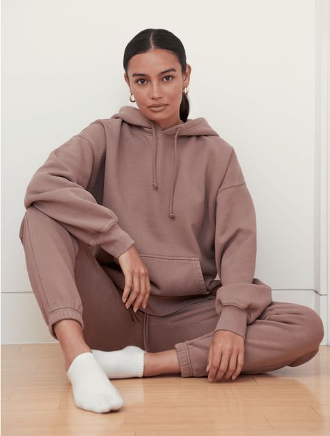 Sweatsuit Sets | Loungewear Co-ords & Sets | Aritzia US Sweatsuit Outfits, Matching Sweatsuit, Loungewear Outfits, Sweatsuit Set, Cute Comfy Outfits, Sporty Outfits, Set Outfit, Looks Style, Comfy Casual