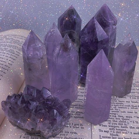 Violet Aesthetic, Crystal Vibes, Purple Vibe, Lavender Aesthetic, Crystal Aesthetic, Amethyst Crystals, Purple Themes, Witch Aesthetic, Louisville Kentucky