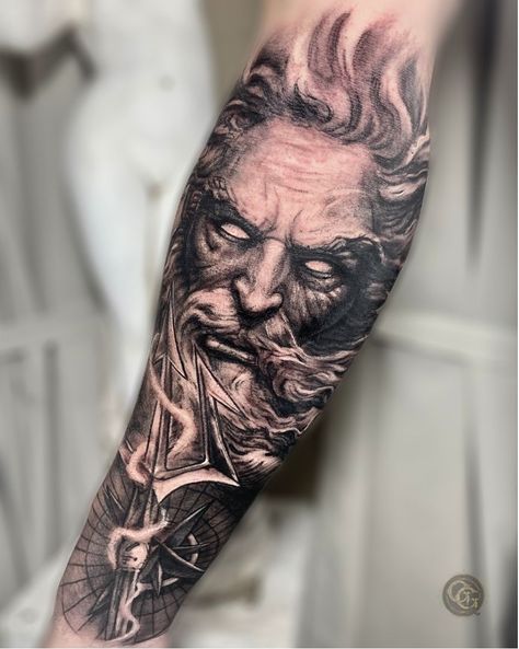 210+ Amazing Poseidon Tattoo Designs with Meanings (2022) Greek Gods Ink - TattoosBoyGirl Hades Tattoo Ideas, Tartaruga Habitat, Hades Tattoo, Greek God Tattoo, Viking Tattoo Sleeve, Poseidon Tattoo, Zeus Tattoo, Greek Mythology Tattoos, Men Tattoos Arm Sleeve