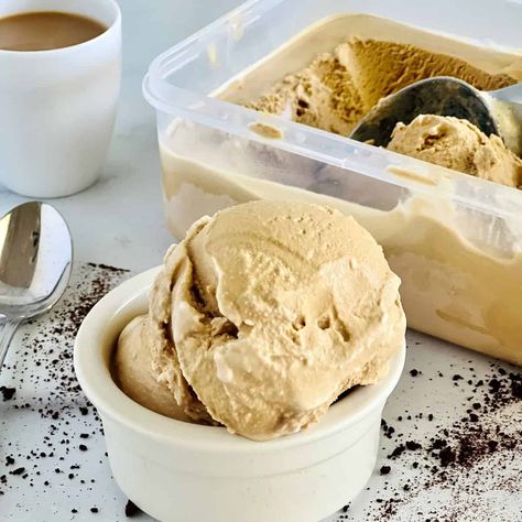 For the best homemade coffee ice cream recipe made in the ice cream maker, try this easy recipe. It's rich, creamy, & yummy. Best Homemade Coffee, Homemade Coffee Ice Cream, Cuisinart Ice Cream Maker Recipes, Coffee Ice Cream Recipe, Cuisinart Ice Cream Maker, Cuisinart Ice Cream, Ice Cream Maker Recipes, Ice Cream Containers, Ice Cream Base