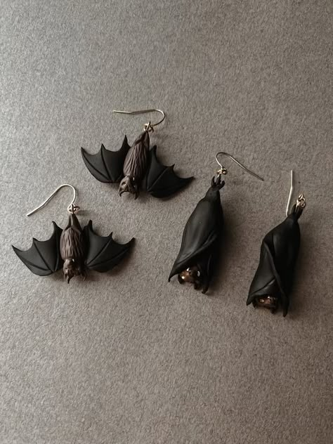 VelvetOrangeDesigns - Etsy Rat Earrings Clay, Polymer Clay Bat, Fimo Halloween, Halloween Jewelry Diy, Polymer Clay Halloween, How To Clean Earrings, Halloween Clay, Dark Jewelry, Witch Earrings