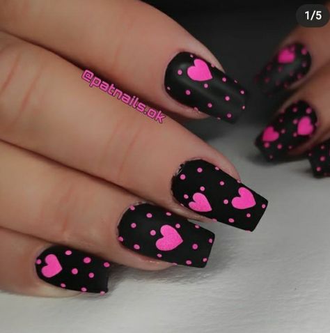 Essence Nails, Valentines Nail Art Designs, Nails Goth, Nails Korean, Pink Nail Art Designs, Unghie Nail Art, Nails Gold, Valentine Nail Art, February Nails