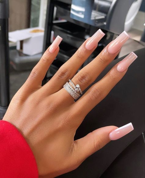 Acrylic Nails Nude, Blessed Wednesday, Nagellack Trends, Ombre Acrylic Nails, Smink Inspiration, White Acrylic Nails, Glow Nails, Classy Acrylic Nails, Long Acrylic Nails Coffin