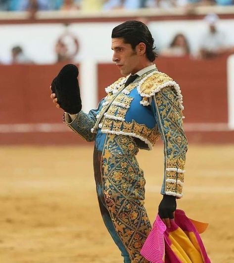 Matador Costume, Body References, Spanish Men, Gala Outfit, Space Fashion, Mexican Fashion, Dream Man, Royal Outfits, Adventure Style