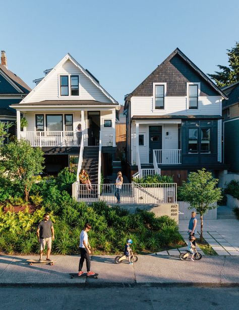 In Vancouver’s Strathcona district, two side-by-side lots now hold seven residences—thanks to a thoughtful renovation of a pair Edwardian houses and the addition of a laneway, or alley, building by Shape Architecture. The team salvaged as much 120-year-old siding as they could for use on the street-facing facades. Shape Architecture, Pacific Northwest Style, Eco Houses, Modern Exteriors, Sunflower House, Prefab Modular Homes, Gable House, Moving Walls, Family Compound