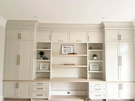 Built In Desk And Shelves, Cozy Office Space, Home Office Built Ins, Ohio House, Office Built Ins, Cozy Office, Contemporary House Exterior, Office Bookcase, Cabinetry Design