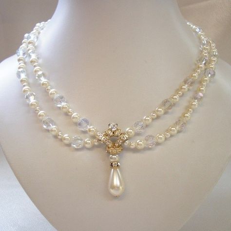 Pearl Necklace Prom, Pearl And Crystal Necklace, Pearl Necklace Vintage, Fairy Jewelry, Fancy Jewellery, Necklace Pearl, Handmade Wire Jewelry, Fancy Jewelry, Fantasy Jewelry