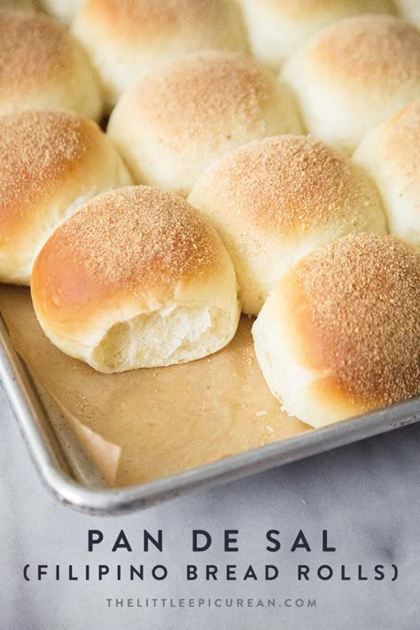 Pandesal is the quintessential bread roll of the Philippines. #pandesal #filipinofood #lutongbahay #bread #dinnerrolls #breadrecipe #yeastbread #asianbread Filipino Bread Recipe, Filipino Bread, Pandesal Recipe, Filipino Food Dessert, Filipino Desserts, Filipino Dishes, Bread Roll, Pinoy Food, Baking Pan