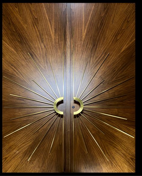 Building a Radial Door | modernarmada Doorknob Ideas, Double Entry Door, New Door Design, Joseph Eichler, Double Entry Doors, Double Entry, Front Door Entrance, Brass Door Handles, Garden Elements