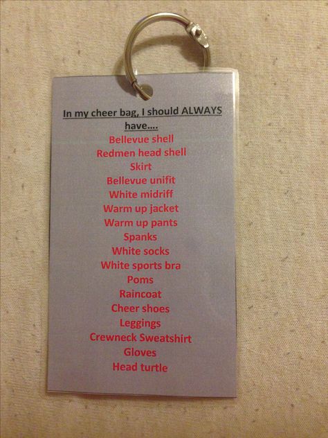 Cheer bag reminder clips- list of what to have in cheer bag laminated with a binder ring to attach to zipper on bag Cheer Captain Binder, Cheer Binder Ideas, Cheer Captain Binder Ideas, Cheer Coach Bag Essentials, Cheer Coach Must Haves, Cheer Coach Ideas, Cheer Captain Ideas, Cheer Director, Cheer Coach Binder