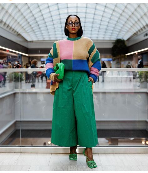 Colourful Quirky Fashion, Color Blocking Street Style, Quirky Street Style, Eclectic Professional Style, Eclectic Personal Style, Quirky Style Women, Eclectic Fashion Plus Size, Eclectic Chic Outfits, Quirky Chic Style