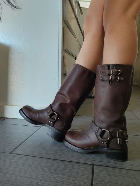 These steve madden boots are similar to the miumiu, harley, and zara moto boots. They're so comfortable and size wise I'm an 8 and got an 8.5 Steve Madden Astor Boot, Steve Madden Moto Boots, Steve Madden Brown Boots, Steve Madden Moto Boots Outfit, Miumiu Boots, Steve Madden Boots Outfit, Brown Biker Boots, Madden Girl Boots, Madden Boots