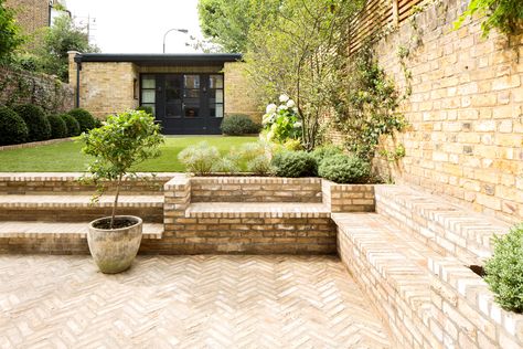 Tiered Garden Ideas, Vertical Planting, Sunken Patio, Garden Room Ideas, Stylish Outdoor Furniture, Tiered Garden, London Garden, Garden Inspo, Garden Studio