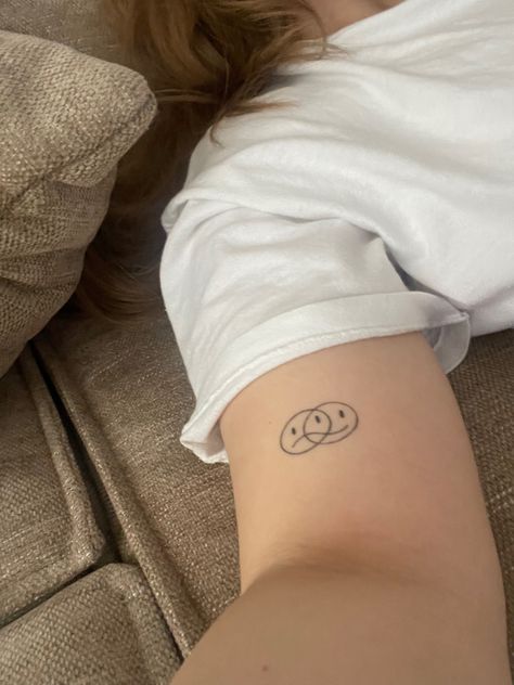 Double Smiley Face Tattoo, Smiley Frowny Face Tattoo, Smile Frown Tattoo, Frowny Face Tattoo, Smile Face Tattoo, Smiley Tattoo, Smiley Face Tattoo, Coraline Tattoo, Frowny Face