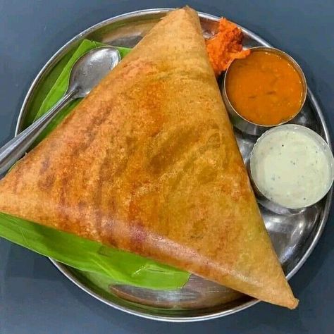 South Indian Dishes, Dosa Recipes, Indian Fast Food, Khana Khazana, Morning Massage, Food Photography Dessert, Catering Food Displays, Foodie Pics, Veg Snacks