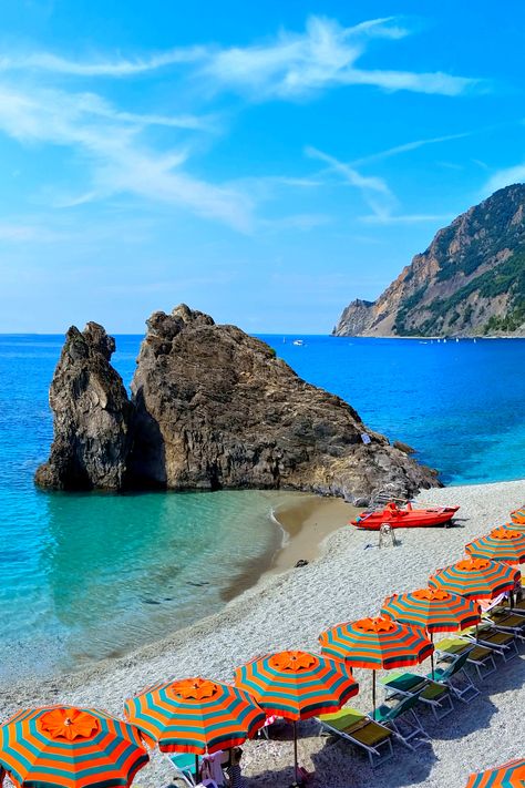 Monterosso Cinque Terre Italy, Monterosso Beach, Monterosso Al Mare, Travel To Italy, Beach Drawing, Cinque Terre Italy, Pastel House, Italy Summer, Italy Travel Tips