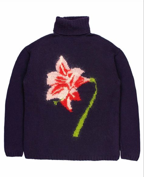 Yohji Yamamoto Pour Homme AW1995 Floral Turtleneck. Floral Turtleneck, Color Flower, Clothing Vintage, Pullover Sweater Women, Mode Inspo, Yohji Yamamoto, Mode Vintage, Flower Fashion, Dream Clothes