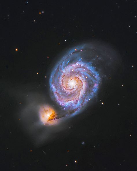 Whirlpool Galaxy Hubble Pictures, Galaxy Wallpapers, Cool Galaxy Wallpapers, Whirlpool Galaxy, Spiral Galaxy, Galaxy Art, Light Year, Grand Designs, Space And Astronomy