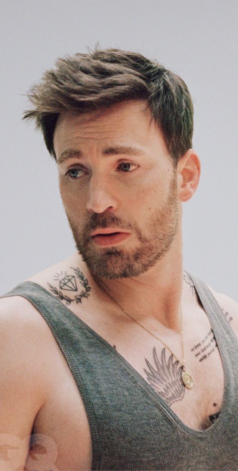 Chris Evans Gay, Chris Evans Haircut, Chris Evans Tattoos, America Wallpaper, Christopher Robert Evans, Christopher Evans, Captain America Winter Soldier, Steve Rogers Captain America, Robert Evans