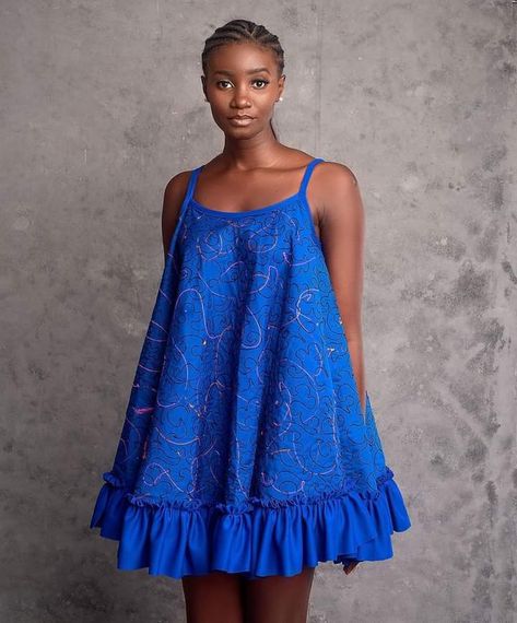 Classy Short Dresses, Embroidered Patterns, African Print Dress Ankara, Chic Dress Classy, Best African Dresses, Short African Dresses, Short Dress Styles, Dressy Casual Outfits, African Fashion Ankara