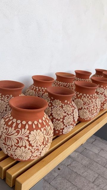 MadMaxTheDog Shop on Instagram: "We will have a restock of the very popular vases but before we share the exact date and time of the next drop, we want to share some updates. Many of you know that Mexican artisans have long been underpaid and undervalued. With the rise in popularity of their items, many of them are happy to be able to not just sell their goods but also charge an appropriate price for the many hours of labor that go into each handcrafted piece. As a shop, we choose to never hag Diy Barro Vases, Mexican Style Flowers, Mexican Barro Centerpieces, Terracota Mexican Wedding, Diy Talavera Pottery, Ceramic Wedding Decor, Diy Mexican Pottery, Barro Centerpiece, Mexican Artisan Decor