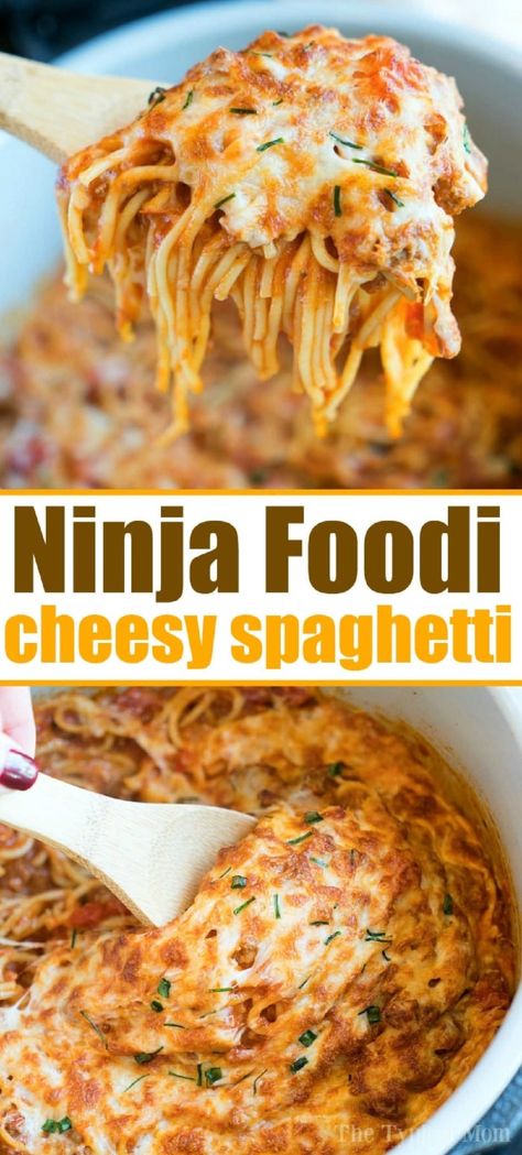 Cheesy Ninja Foodi spaghetti will become your new favorite dinner using both your pressure cooker and air fryer functions! Baked spaghetti in a snap!! Spaghetti In Pressure Cooker, Ninja Foodi Recipes For Beginners, Ninja Foodi Spaghetti, Ninja Foodi Recipes, Pressure Cooker Spaghetti, Laurie Colwin, Cheesy Spaghetti, One Pot Spaghetti, Fancy Kitchens