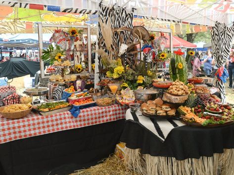 Ole Miss Grove Tent, Mississippi State Tailgate Decorations, Ole Miss Grove Tailgate, Tailgating Tent Decorating Ideas, Ole Miss Tailgating Decorations, Ole Miss Tailgate Decorations, Ole Miss Tailgate, Tailgate Tent Decorating Ideas, Tailgate Table Decorations