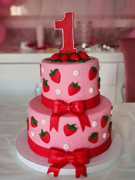 Pink 1st Birthday Party Ideas, Sweet One Birthday Cake Strawberry, Very First Birthday, Berry First Birthday Party Diy, Pink Strawberry Party, Strawberry Cake Birthday Girl, Sweet One First Birthday Cake Strawberry, Pink Strawberry Birthday Cake, Berry Sweet One Birthday Cake