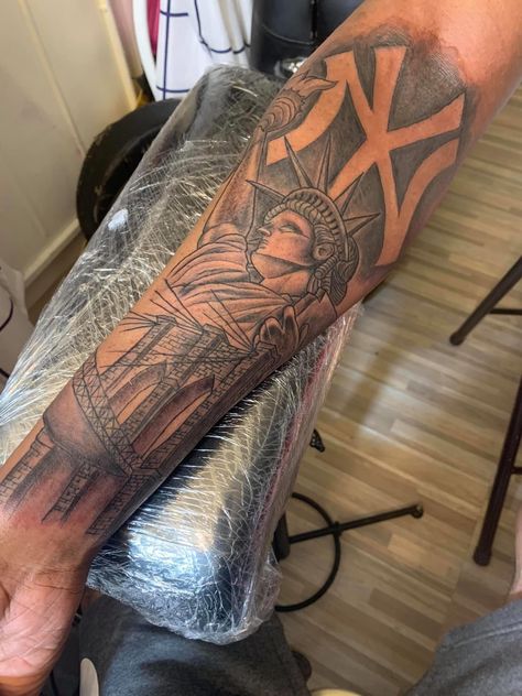 Nyc Leg Tattoo, Nyc Tattoo Sleeve, Ny Yankees Tattoo, Brooklyn Tattoo Ideas New York, Detroit Tattoos For Men, Yankee Tattoo Ideas, Atl Tattoo Ideas, New York Tattoo Ideas For Men, Yankees Tattoo Ideas