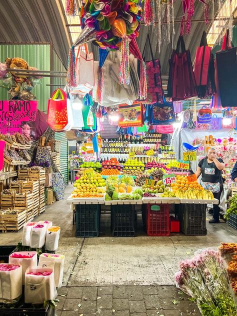 Mexican Market Photography, Mexican Street Market, Mexican Plaza, Mexican Mercado, Mexico Market, Mexico City Vacation, Aztec Temple, Flowers Market, Mexican Market