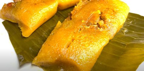 Puerto Rican Pasteles, Yuca Recipes, Vegetable Ratatouille, Yuca Root, Classic Christmas Treats, Tamales Recipe, Food Processor Uses, Tamale Recipe, Lemon Diet