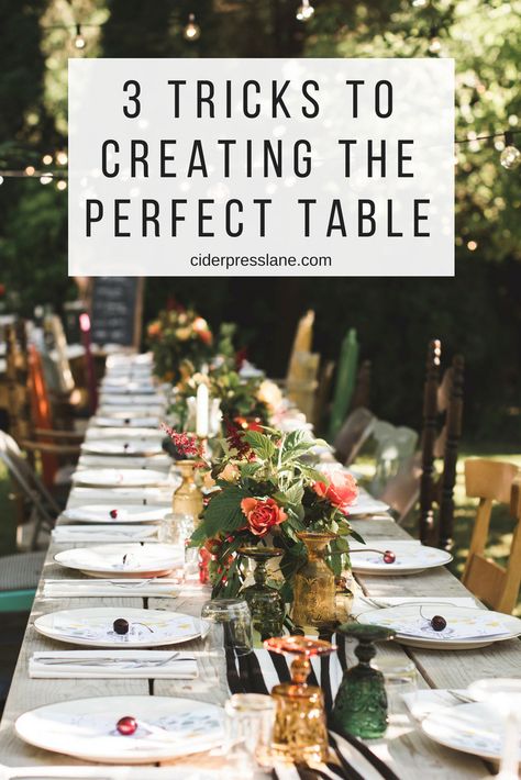 3 Tricks to Creating the Perfect Table — ciderpress lane Graduation Dinner Table Ideas, Outdoor Dinner Party Table, Graduation Banquet, Dinner Table Set Up, Dinner Party Centerpieces, Backyard Dinner Party, Dinner Party Table Settings, Simple Table Settings, Dinner Party Decorations