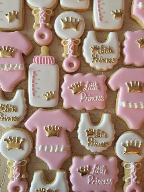 A Princess Is On Her Way, Home Baby Shower Ideas Decor Girl, Royal Baby Showers Girl, Pink Girly Baby Shower Ideas, Pink Theme Baby Shower Ideas, Babyshower Themes For Baby Girl, Little Princess Baby Shower Ideas, Babygirl Baby Shower Theme Ideas, Finger Food Baby Shower