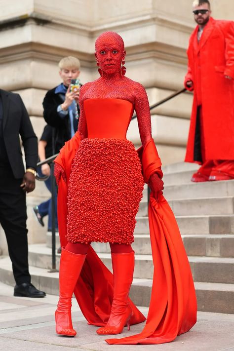 Doja Cat Schiaparelli 2023, Doja Cat Met Gala 2023, Doja Cat Schiaparelli, Red Dress 2023, Doja Cat Red, Doja Cat Outfits, Paris Fashion Week Outfits, Meat Dress, Fashion Week Dresses