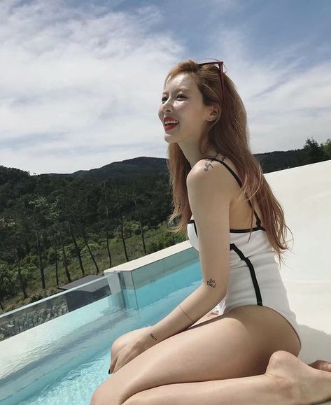 190528 instagram update Hyuna Fashion, Wonder Girls Members, Hyuna Kim, Hyun A, Triple H, Kim Hyun, Beach Swimwear, Fashion Videos, Korean Celebrities